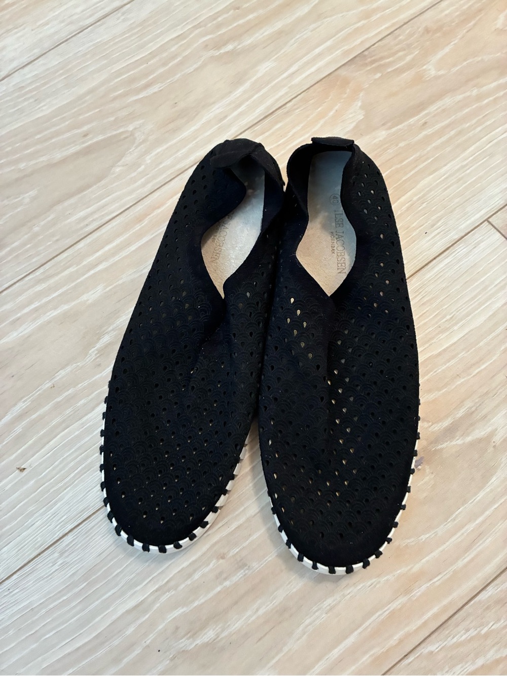 Ilse Jacobsen Black Perforated Slip-On Flats